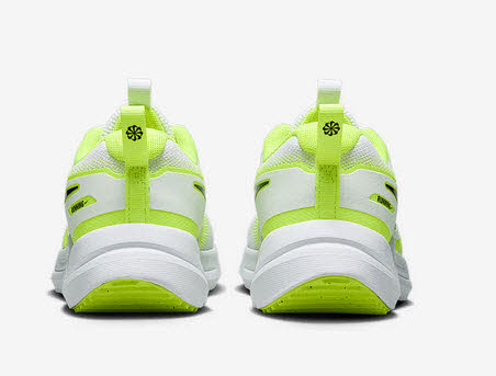 Nike Cosmic Runner Kids Sportschuh Bild 6